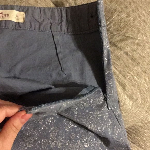 🌸🌸Lovely Hollister women mini skirt🌸🌸 - Picture 4 of 5